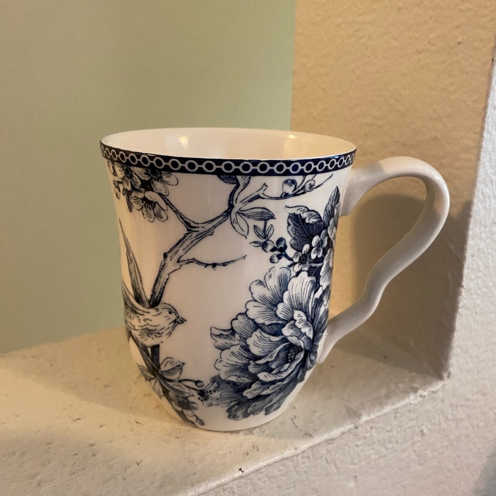 222 Fifth. Adelaide Blue Floral Porcelain Mugs - Set of 4. NWOT. - Picture 2 of 7